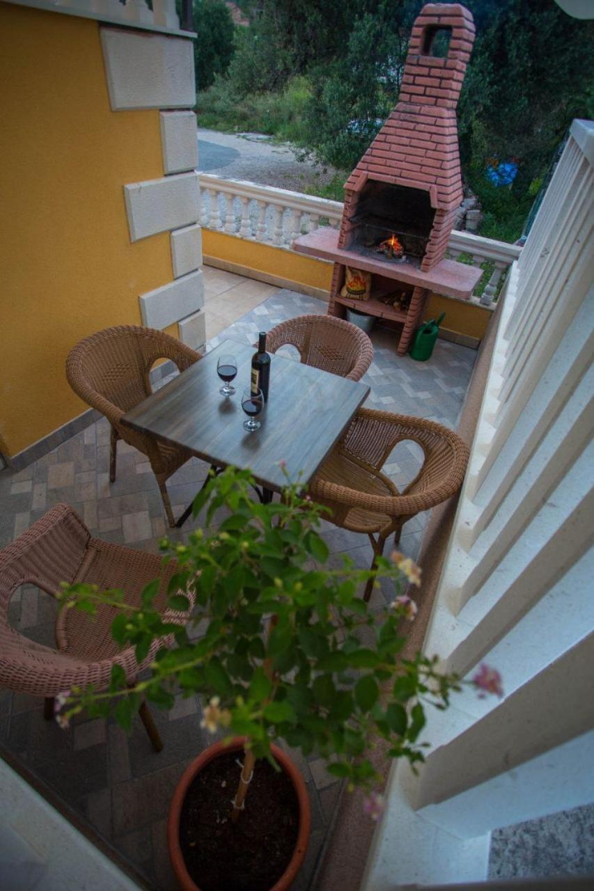 Apartments Dami - 100M From The Sea Orebić Esterno foto